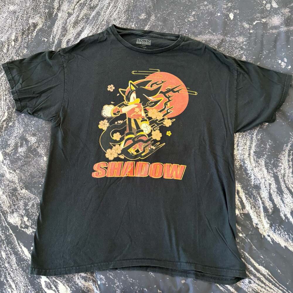 Hot Topic Shadow Sonic the Hedgehog Graphic T-Shirt Size XL